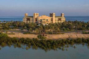 Desert Islands Resort & Spa by Anantara