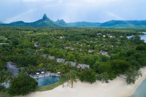 Maradiva Villas Resort & Spa