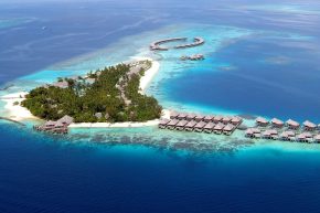 Coco Bodu Hithi Resort