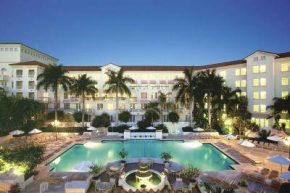 Территория The Fairmont Turnberry Isle Resort & Club