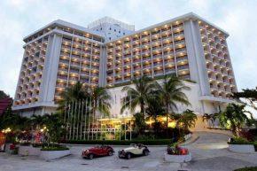 The Bayview Beach Resort