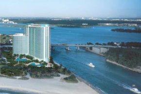 Вид на The Regent Bal Harbour Hotel & Residences