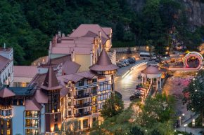 Crowne Plaza Borjomi