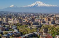 Вид на Ереван и гору Арарат